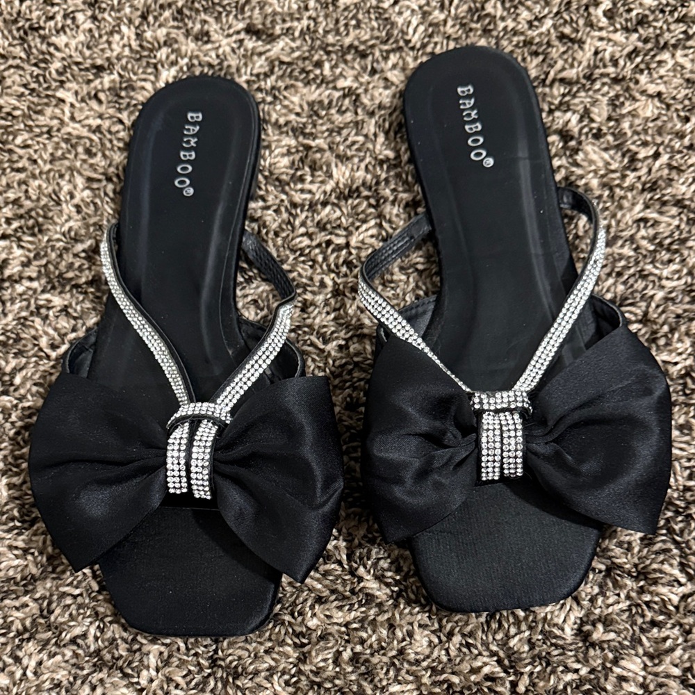 BAMBOO Black Sandals with Bow and Rhinestones
